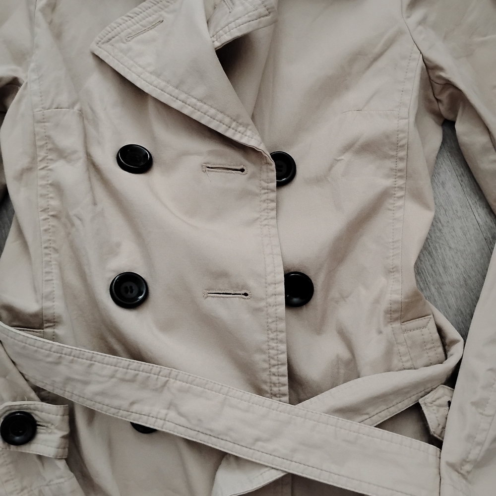 Classic Beige Vintage Double-Breasted  Trench Coat - Picture 10 of 13